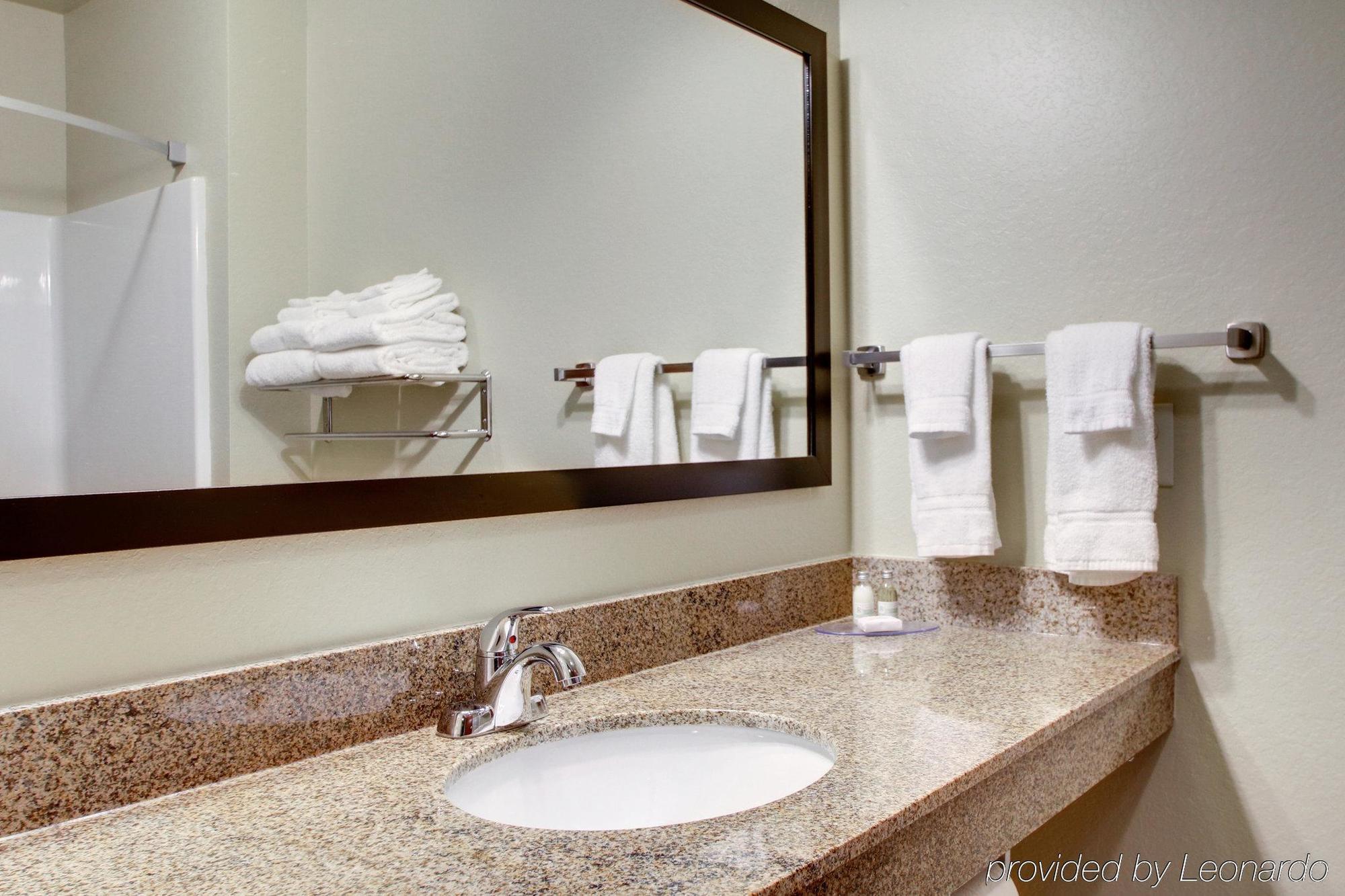 Cobblestone Inn & Suites - Schuyler מראה חיצוני תמונה
