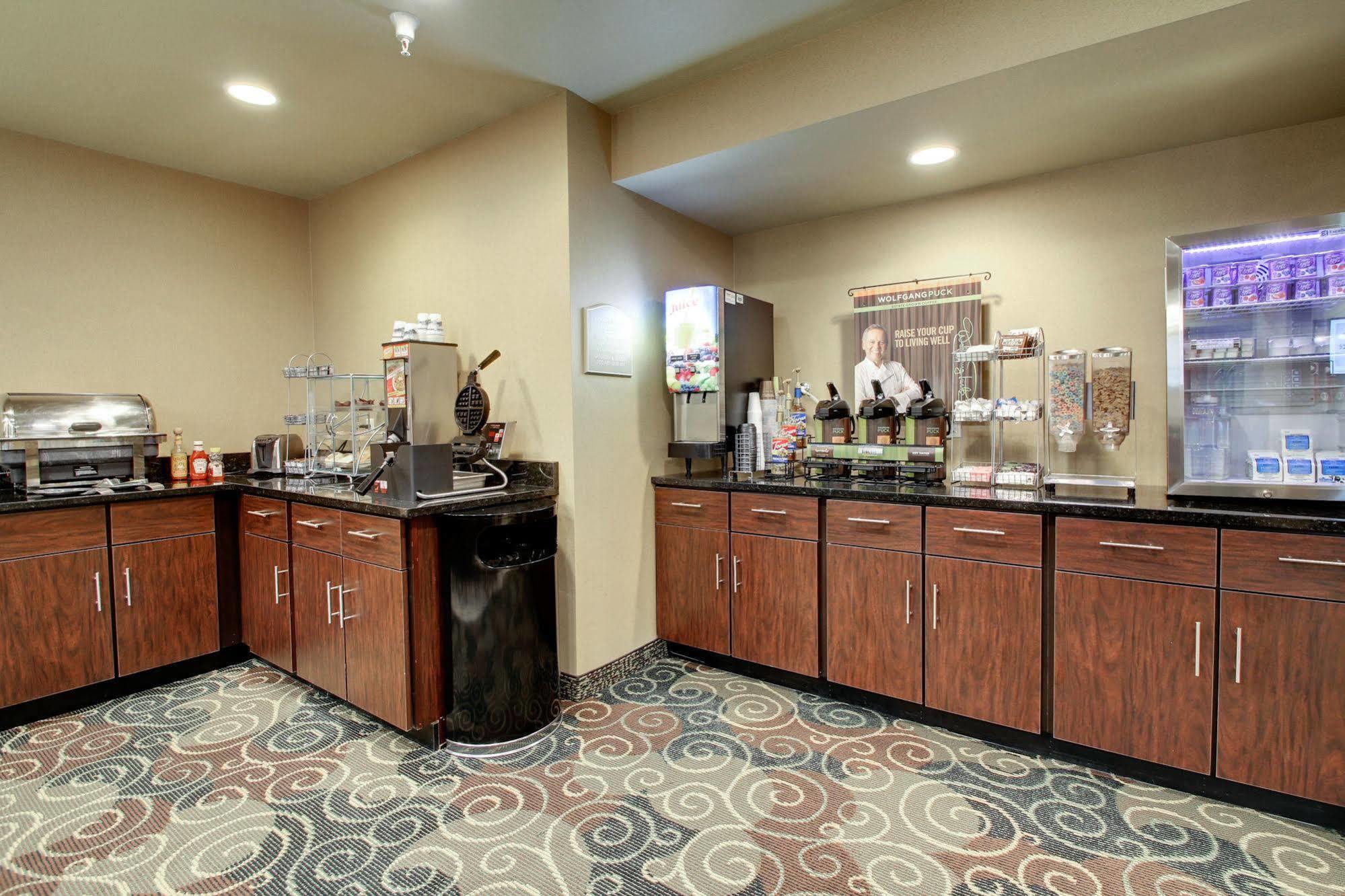 Cobblestone Inn & Suites - Schuyler מראה חיצוני תמונה