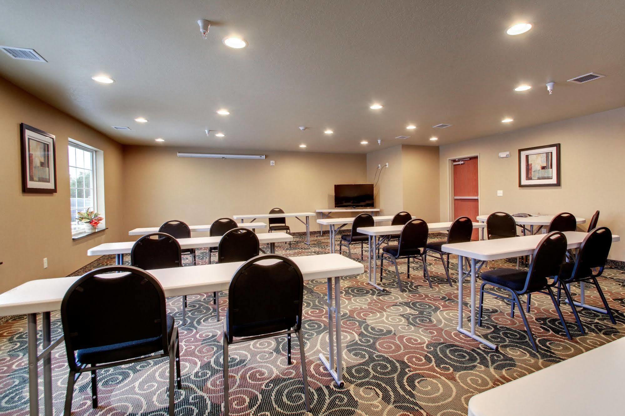 Cobblestone Inn & Suites - Schuyler מראה חיצוני תמונה
